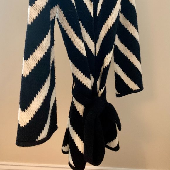 Alice & Olivia Chevron Tie Sweater - Picture 6 of 12
